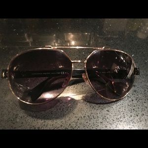Alexander McQueen Sunglasses unisex